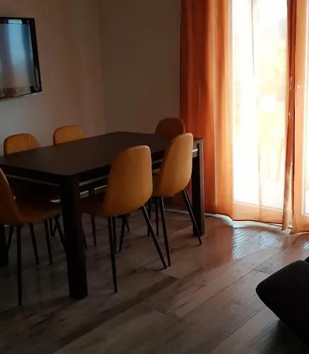 Ortolio Apartament *